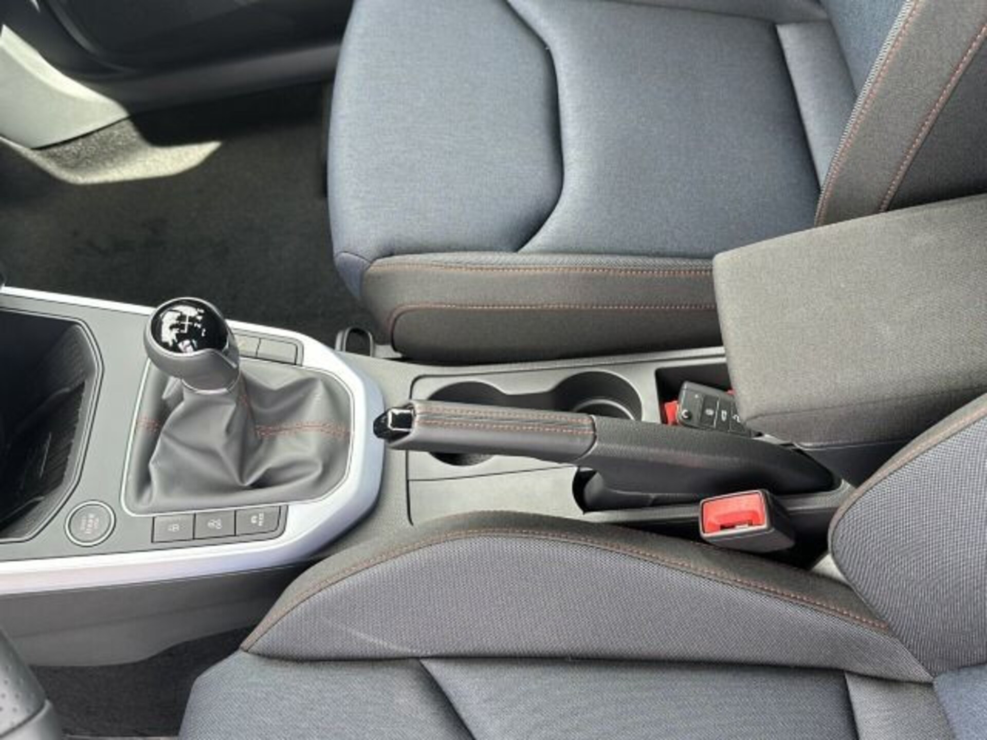 SEAT Arona FR