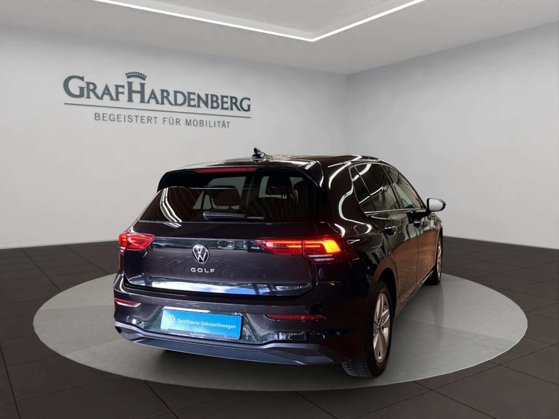 Volkswagen Golf Life