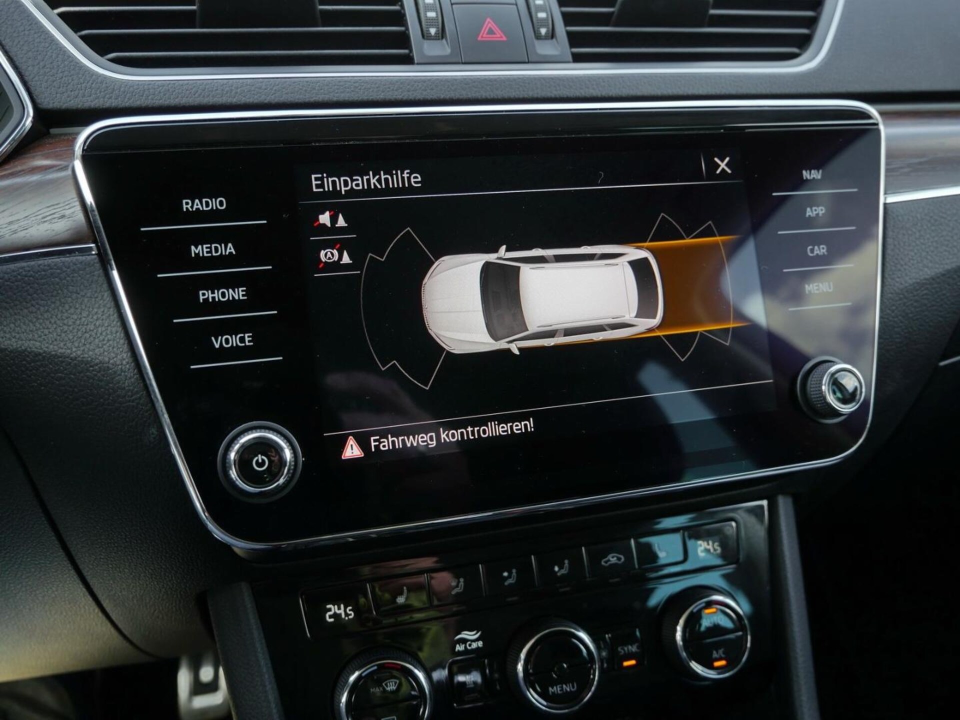 Skoda Superb Combi Scout