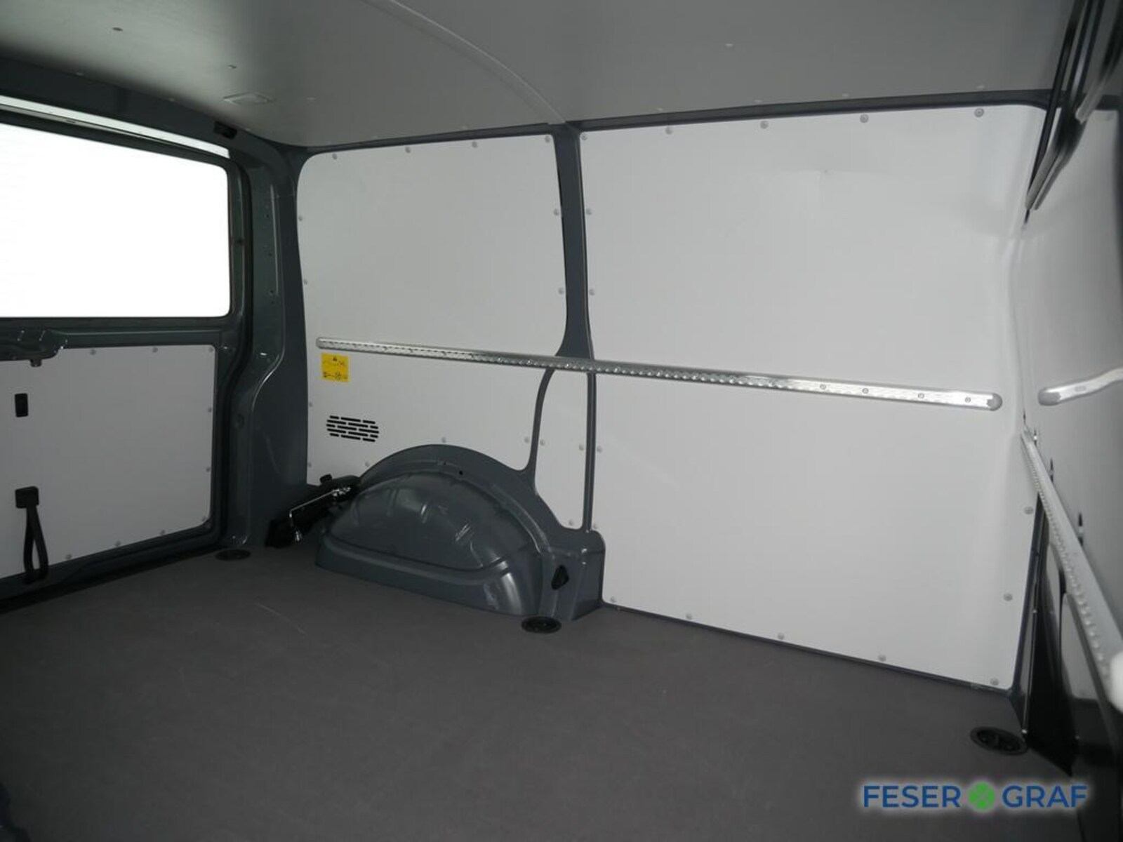 Volkswagen T6.1 Transporter Kasten kurzer Radstand – Bild 10