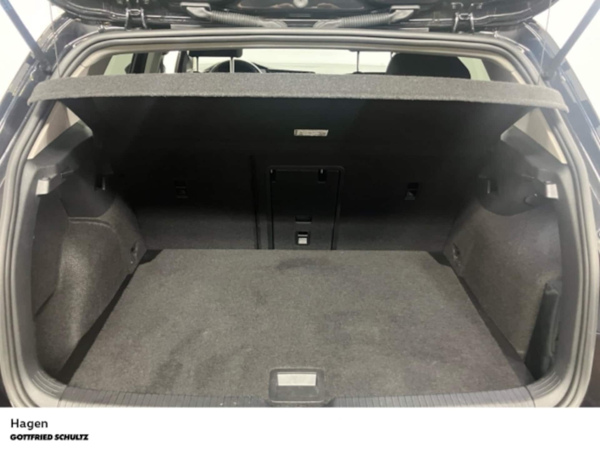 Volkswagen Golf Active