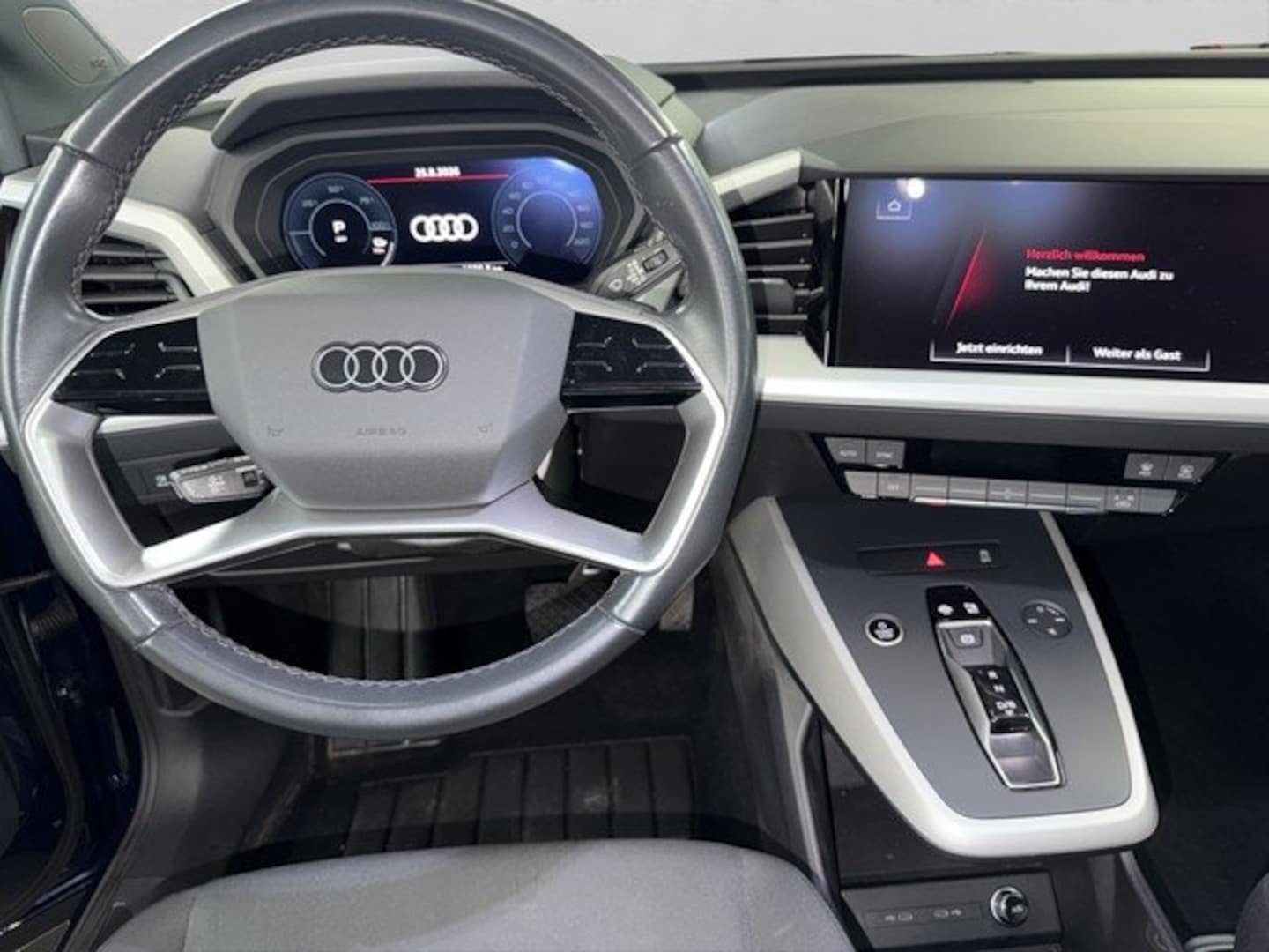Bild über Audi Q4 e-tron 40 e-tron - für weitere Informationen kontaktieren Sie den Audi Partner