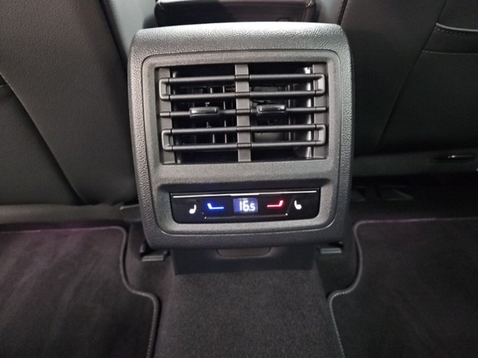 Volkswagen Golf Variant – Bild 12