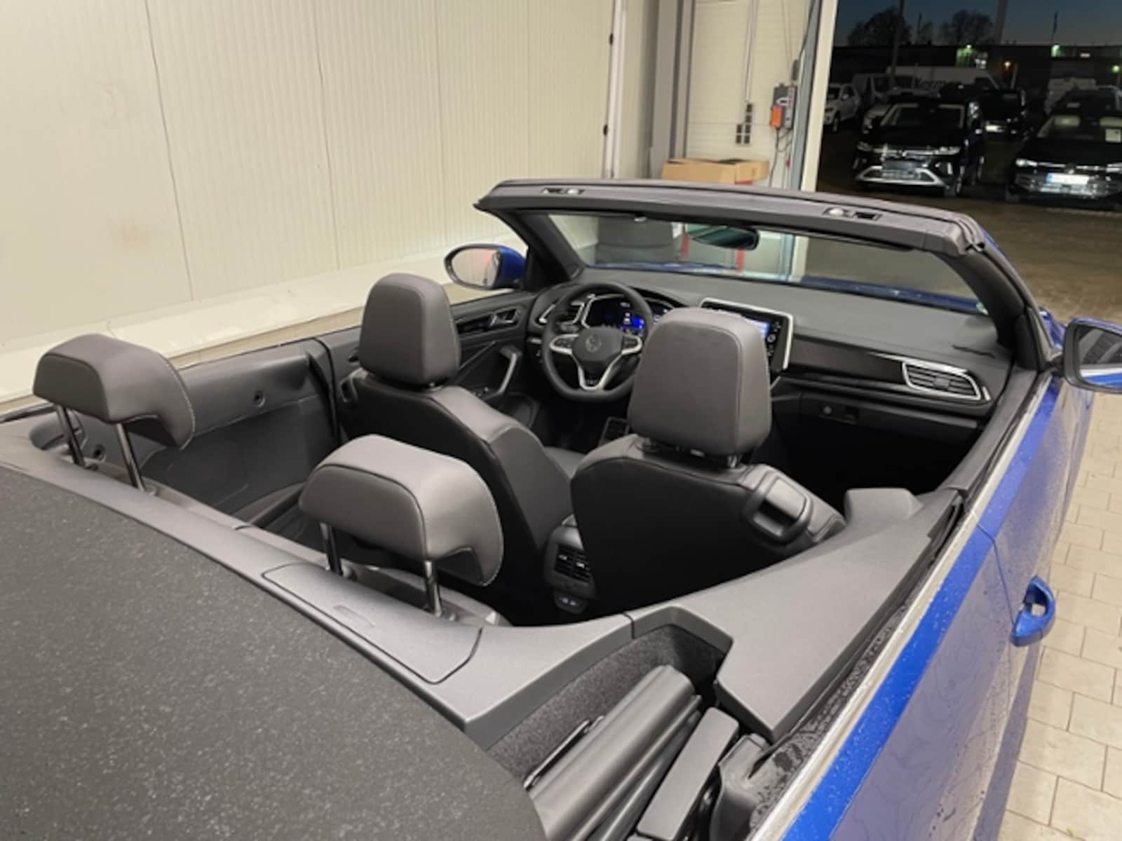 Volkswagen T-Roc Cabriolet – Bild 11