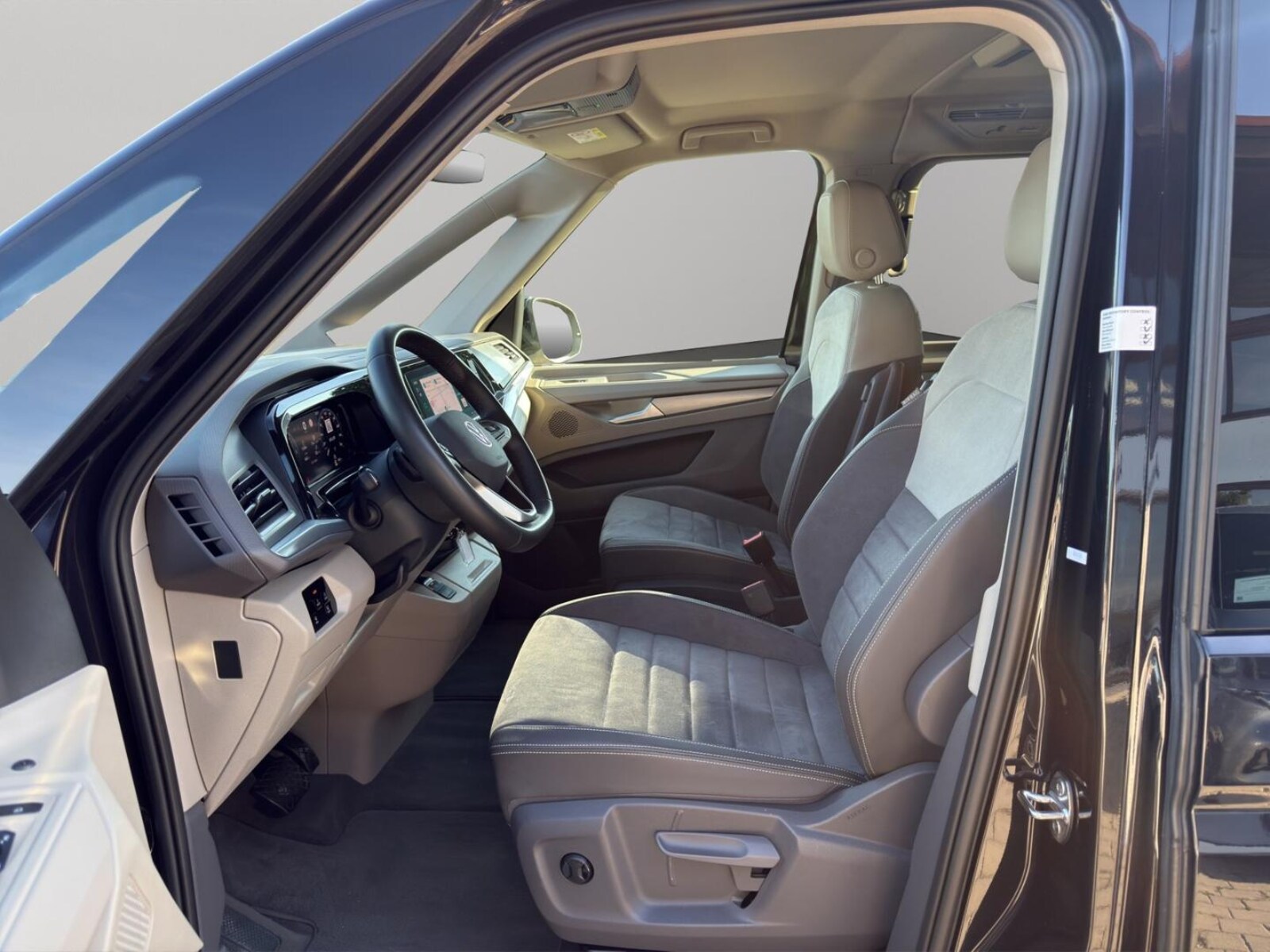 Volkswagen Multivan Langversion – Bild 9