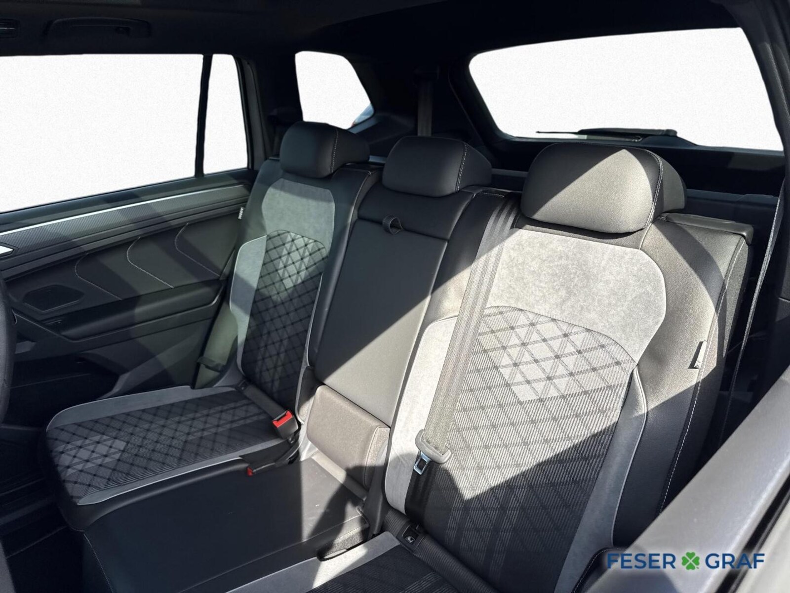 Volkswagen Tiguan Allspace – Bild 12
