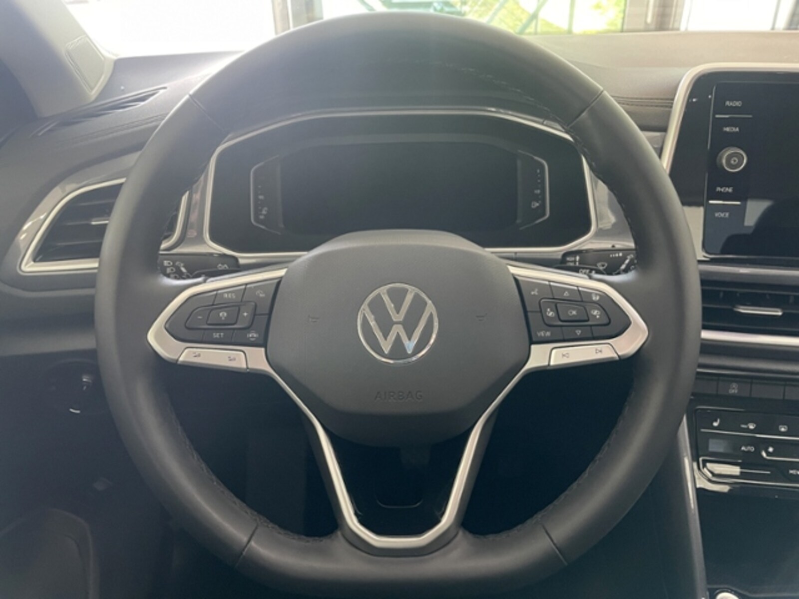 Volkswagen T-Roc – Bild 9