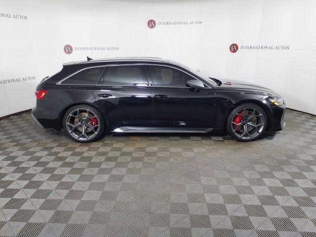 2025 Audi RS6 Avant performance