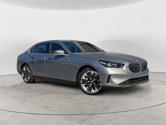 2025 BMW 530i