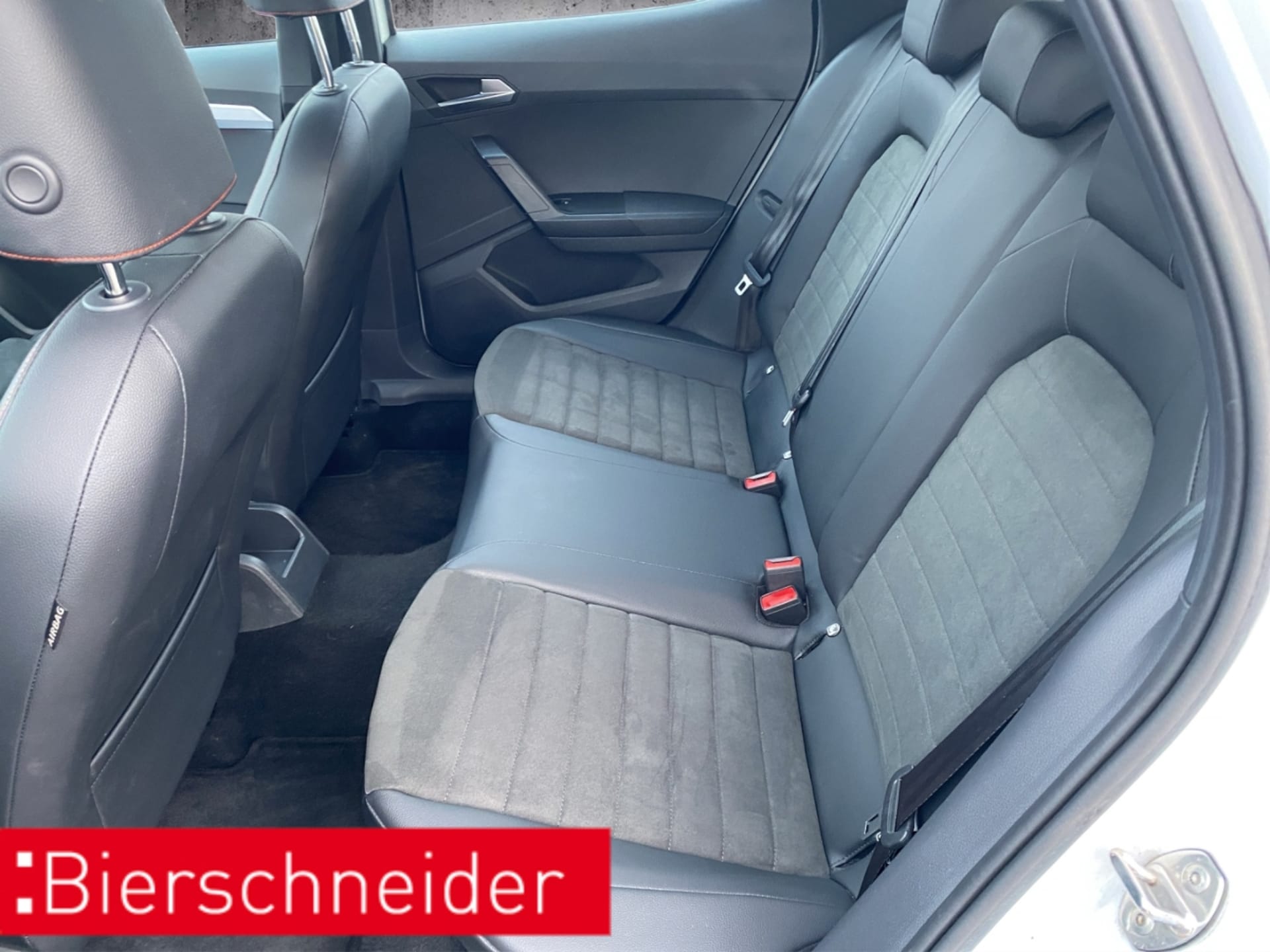 SEAT Arona FR