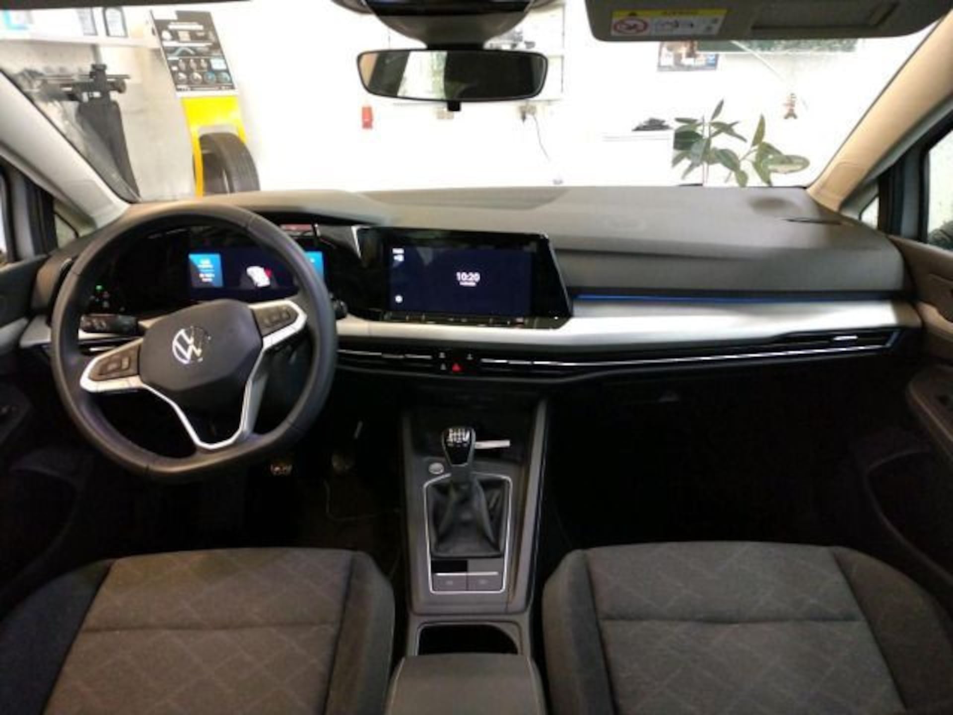 Volkswagen Golf Variant Life
