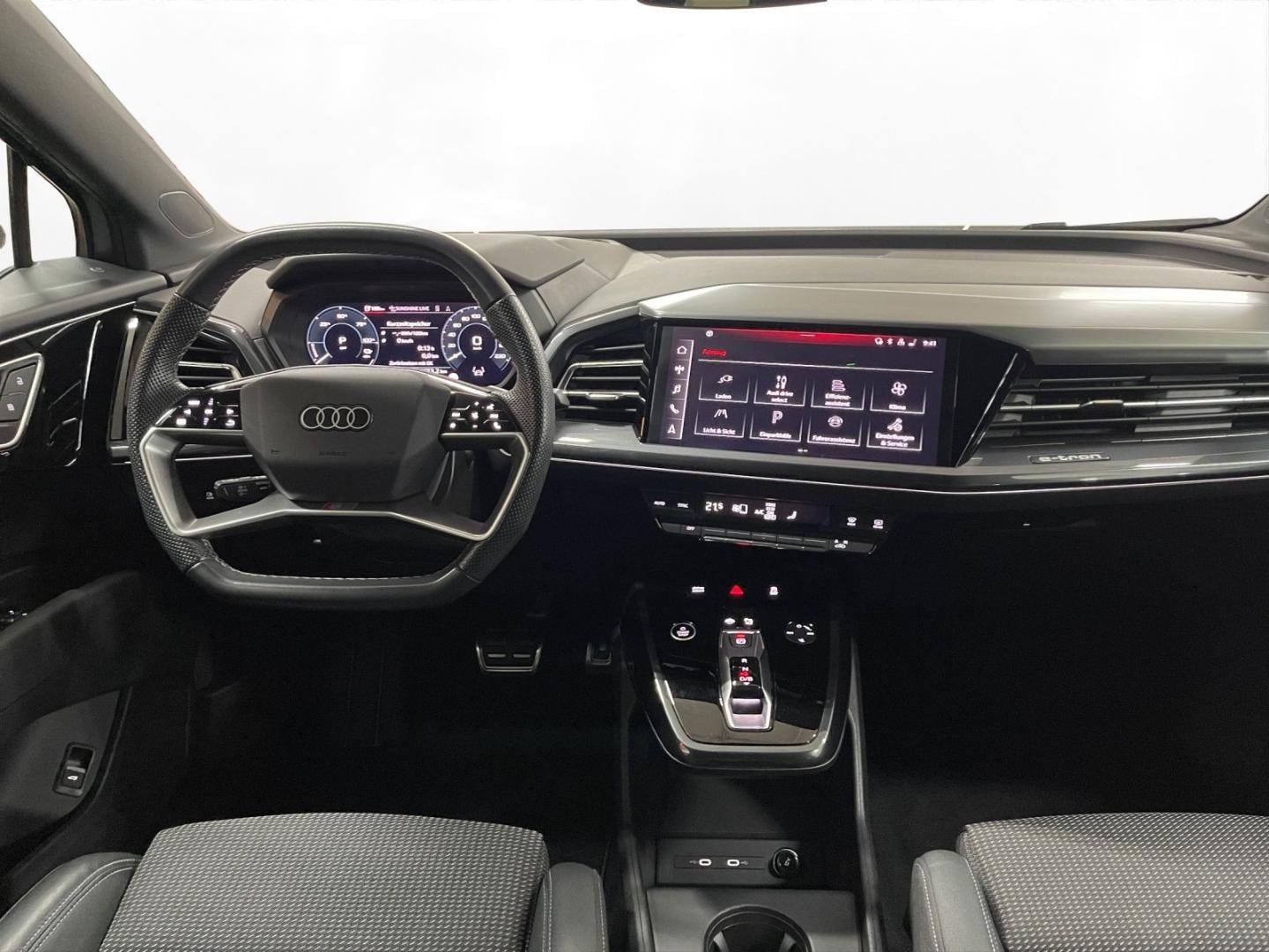 Bild über Audi Q4 Sportback e-tron 40 e-tron - für weitere Informationen kontaktieren Sie den Audi Partner