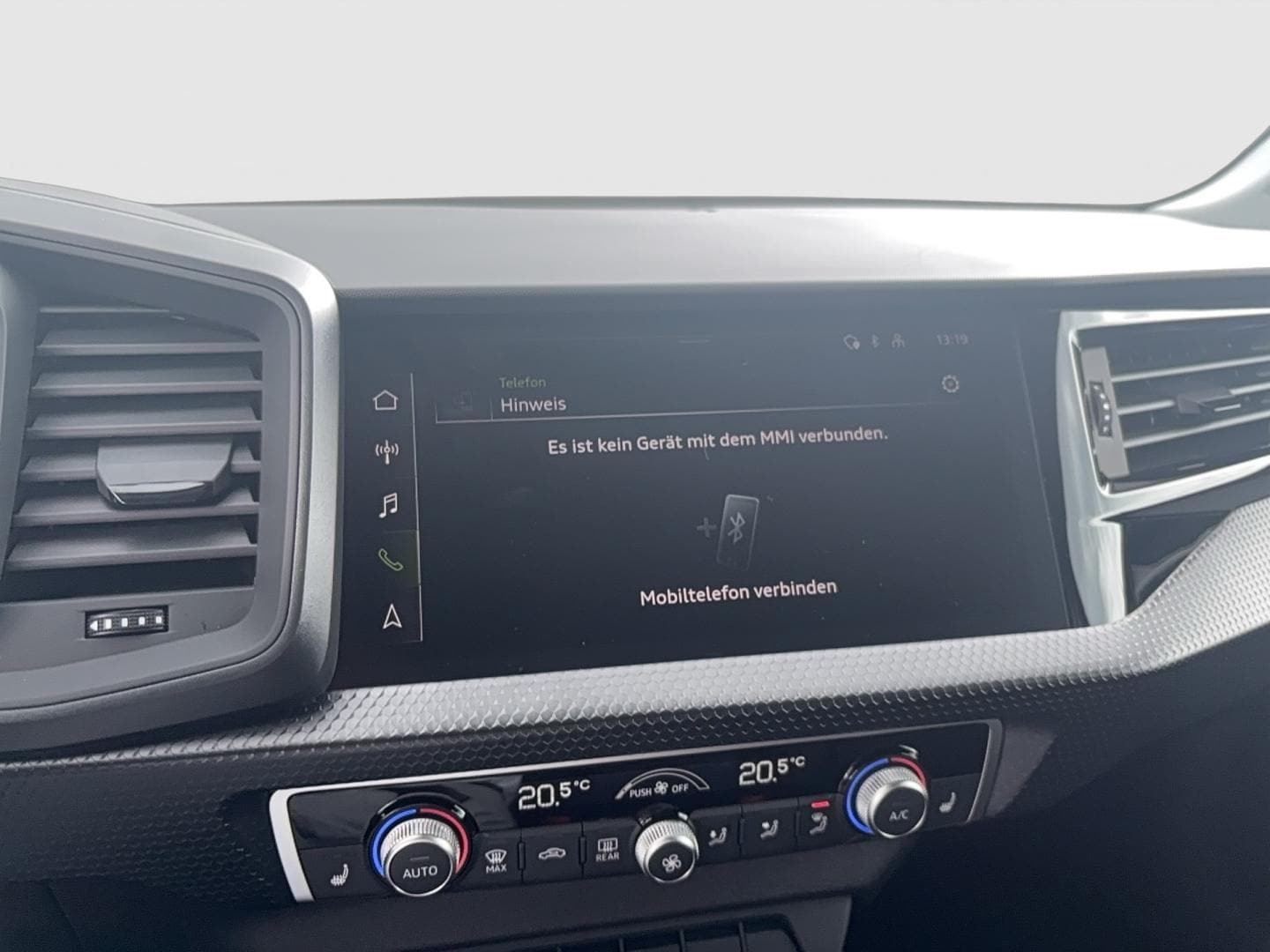 Bild über Audi A1 Sportback 25 TFSI S tronic - für weitere Informationen kontaktieren Sie den Audi Partner