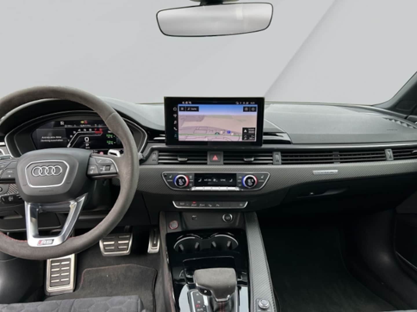 Bild über Audi RS 4 Avant TFSI quattro tiptronic - für weitere Informationen kontaktieren Sie den Audi Partner
