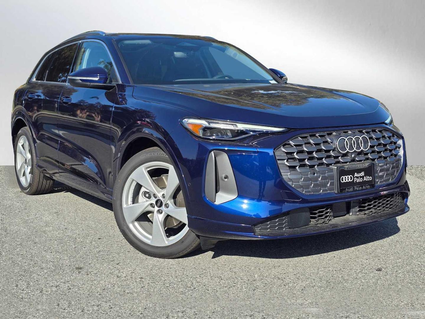 2025 Audi Q5 40 Prestige's photo