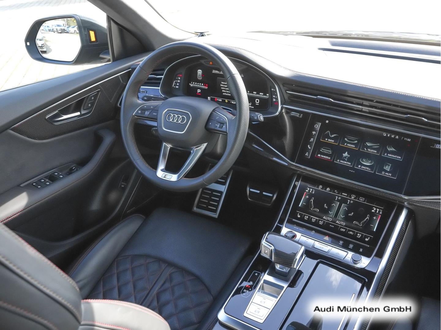 Bild über Audi SQ8 competition plus TFSI quattro tiptronic - für weitere Informationen kontaktieren Sie den Audi Partner