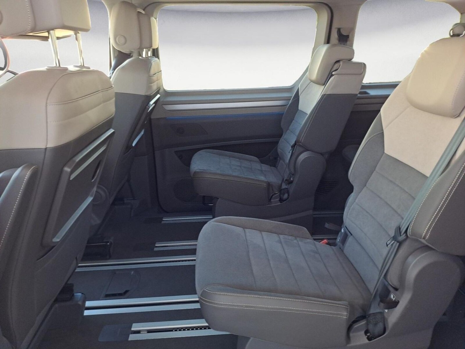 Volkswagen Multivan – Bild 14