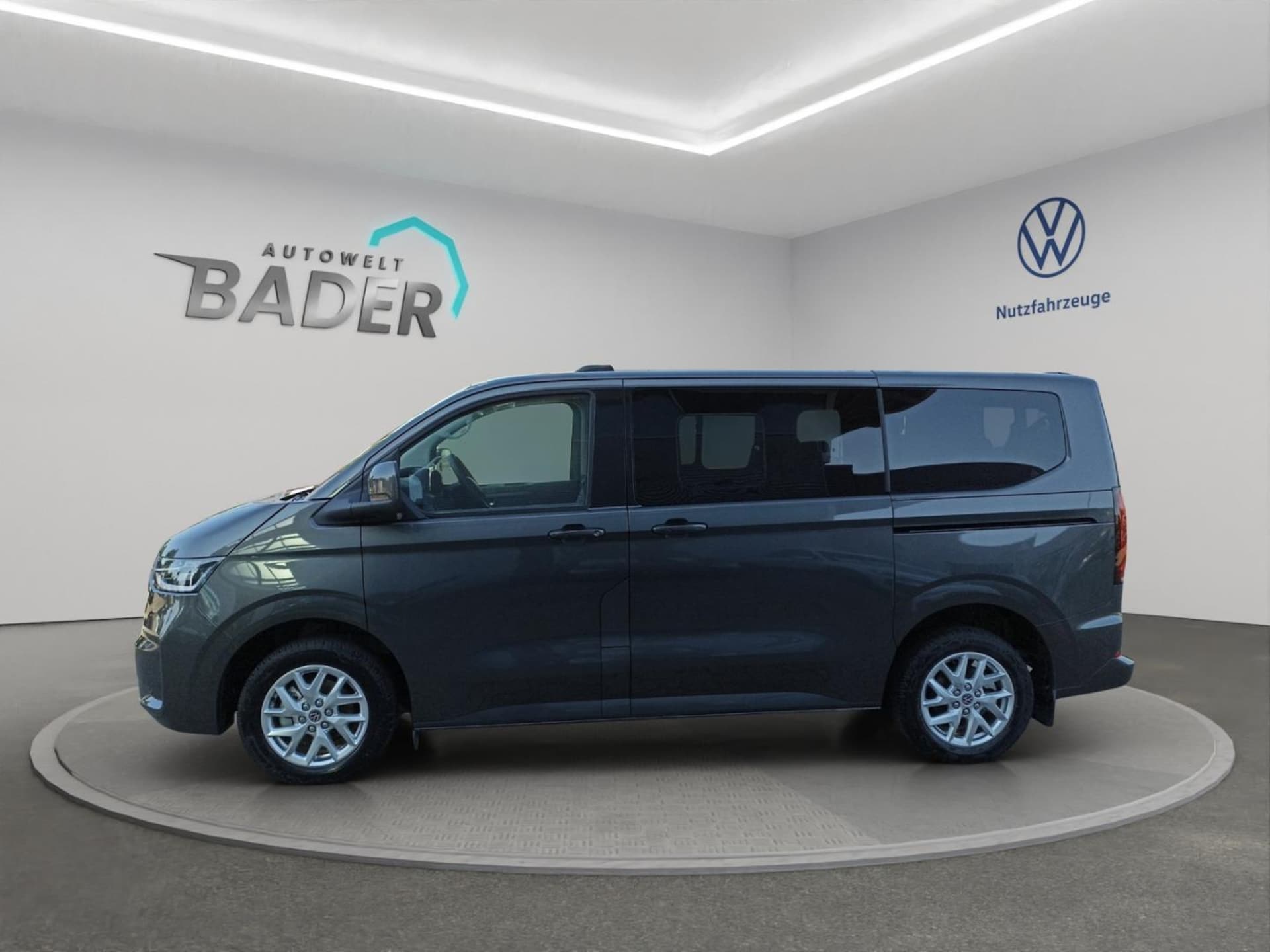 Volkswagen e-Caravelle Style