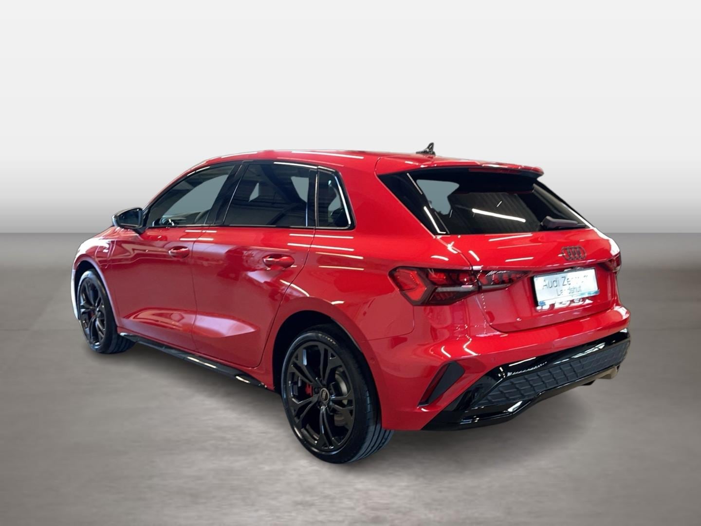 Bild über Audi A3 Sportback TFSI e TFSI e 200 kW S tronic - für weitere Informationen kontaktieren Sie den Audi Partner