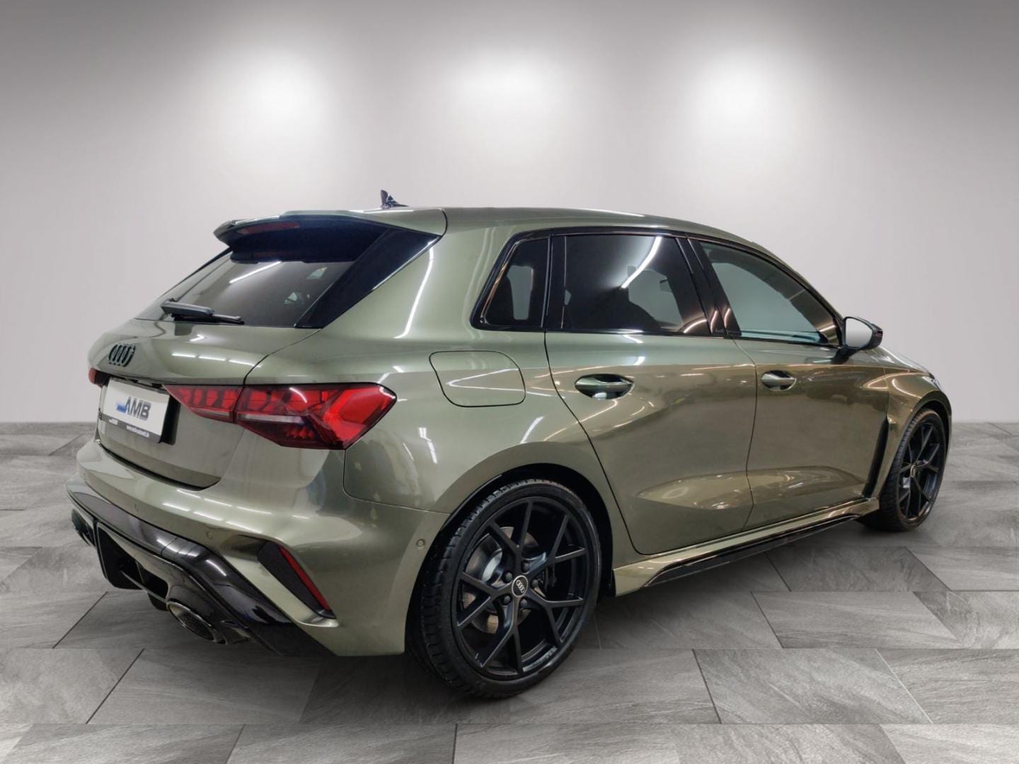Bild über Audi RS 3 Sportback TFSI quattro 294 kW S tronic - für weitere Informationen kontaktieren Sie den Audi Partner