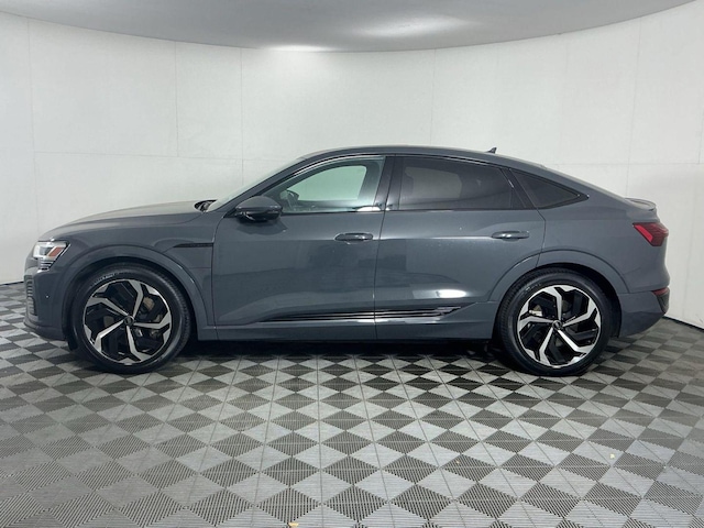 2024 Audi Q8 Sportback e-tron