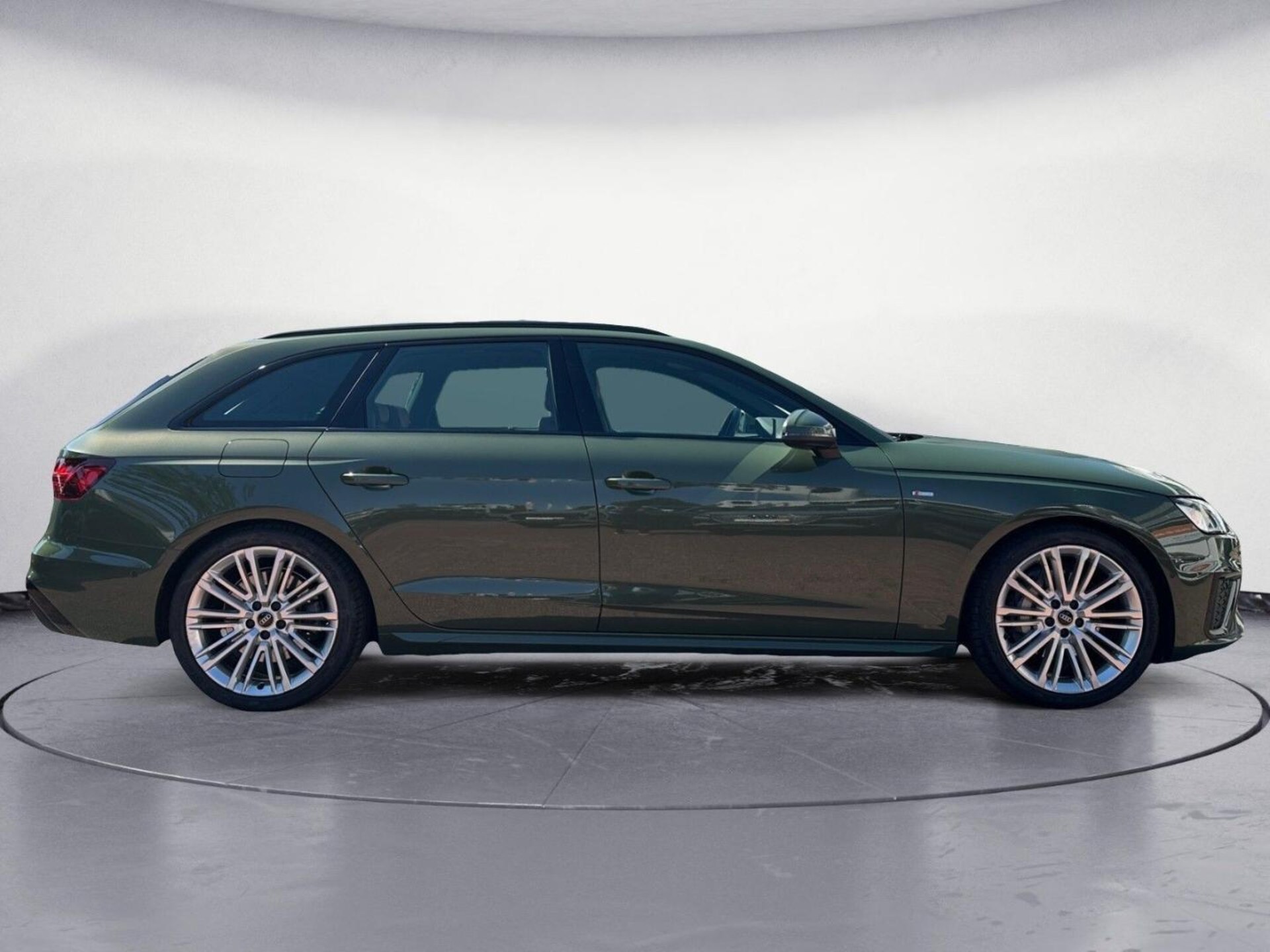 Audi A4 Avant S line