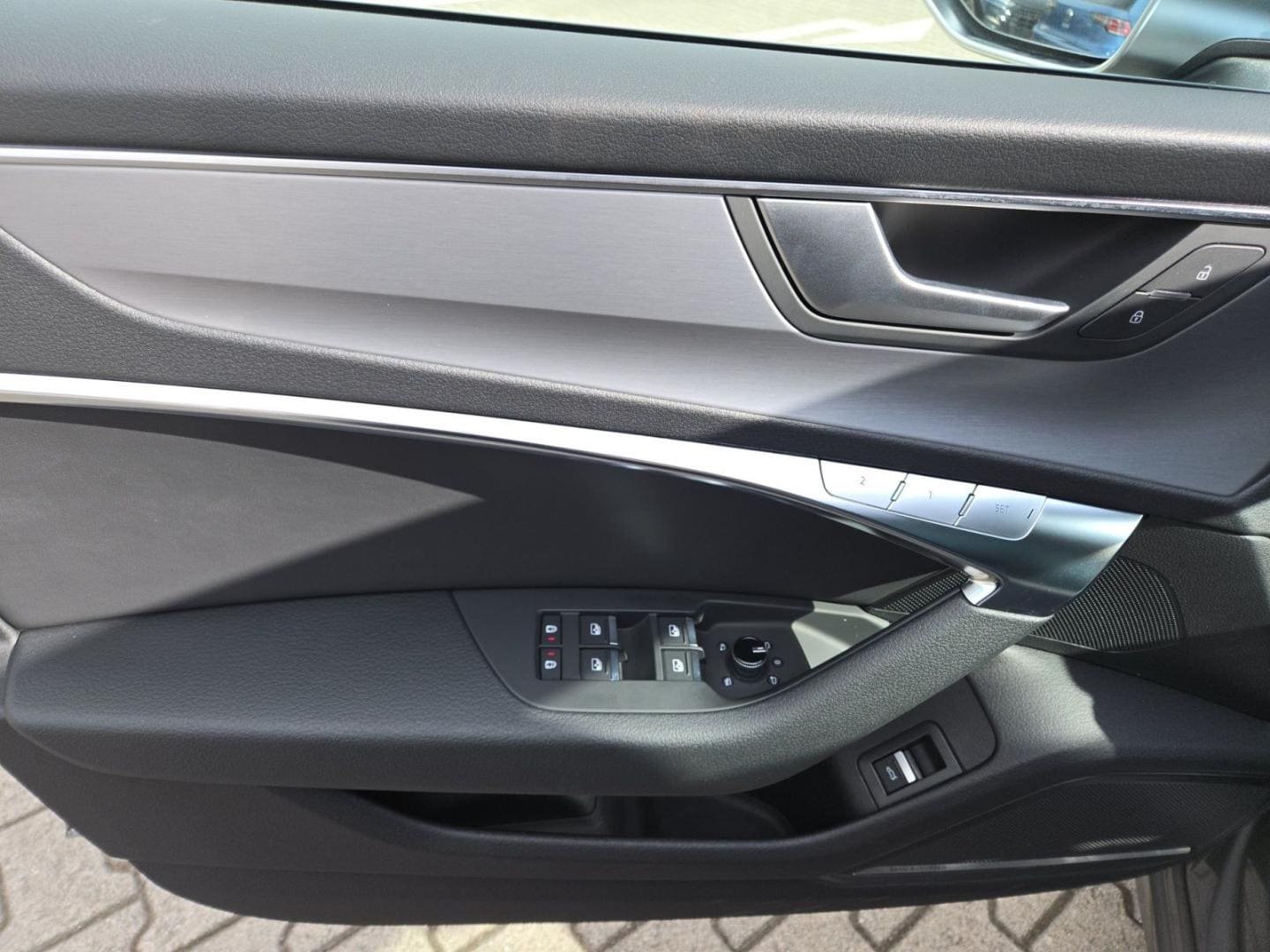 Bild über Audi S6 Avant TDI quattro tiptronic - für weitere Informationen kontaktieren Sie den Audi Partner