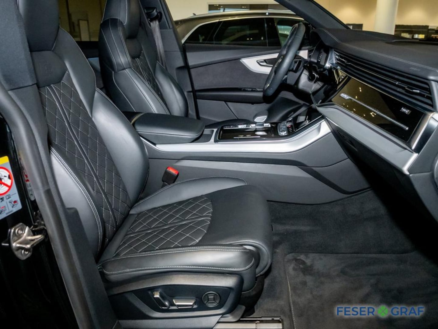 Bild über Audi Q8 SUV 50 TDI quattro tiptronic - für weitere Informationen kontaktieren Sie den Audi Partner