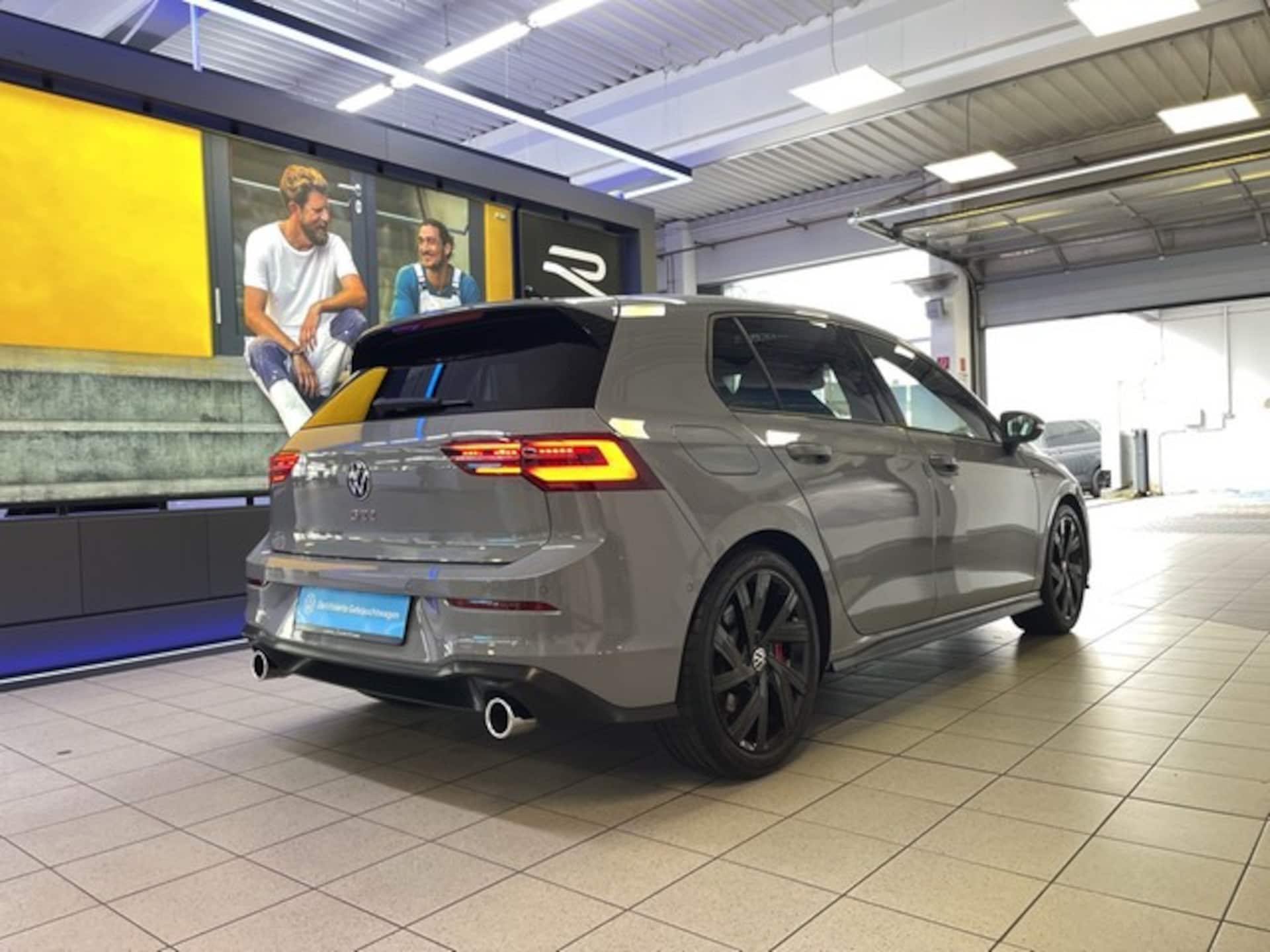 Volkswagen Golf GTI