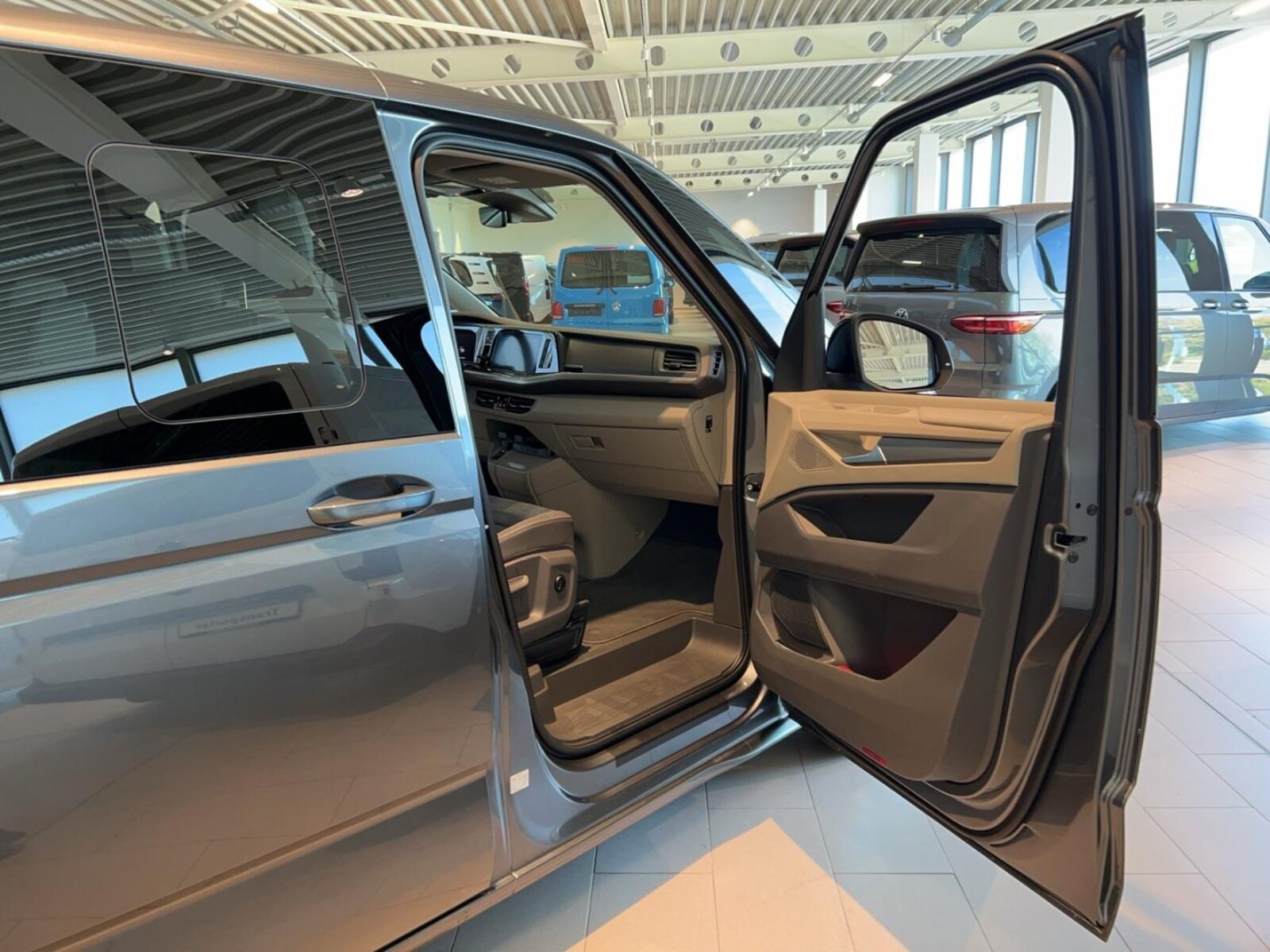 Volkswagen Multivan – Bild 21