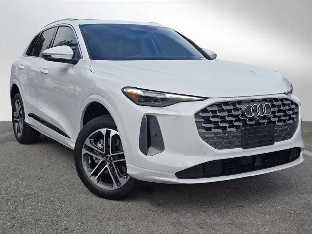 2025 Audi New Q5 Premium Plus's photo