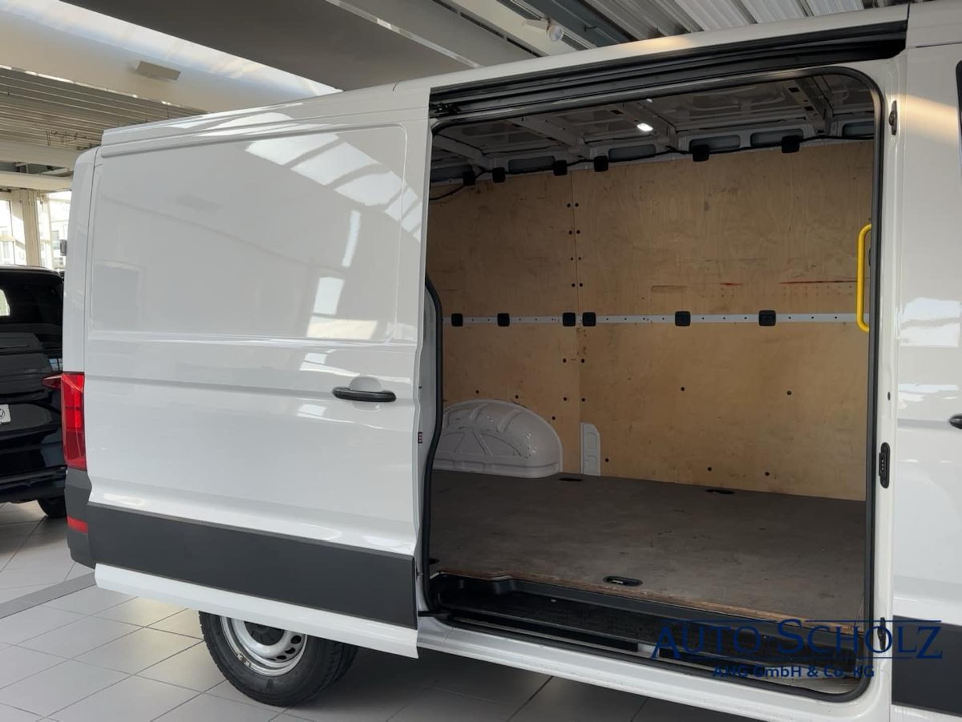 Volkswagen Crafter Kasten mittlerer Radstand
