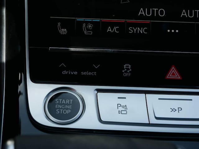2026 Audi A8 Base - Photo 24