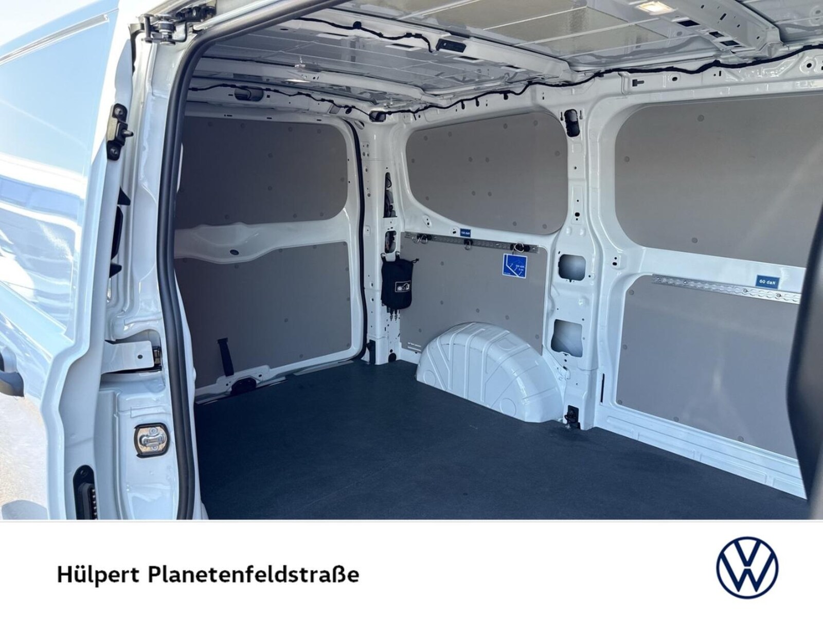 Volkswagen Transporter Kasten kurzer Radstand – Bild 7
