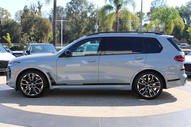 2024 BMW X7