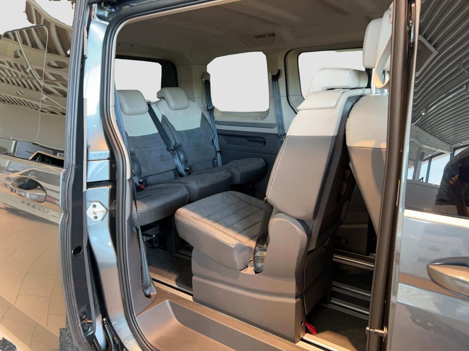 Volkswagen Multivan – Bild 23