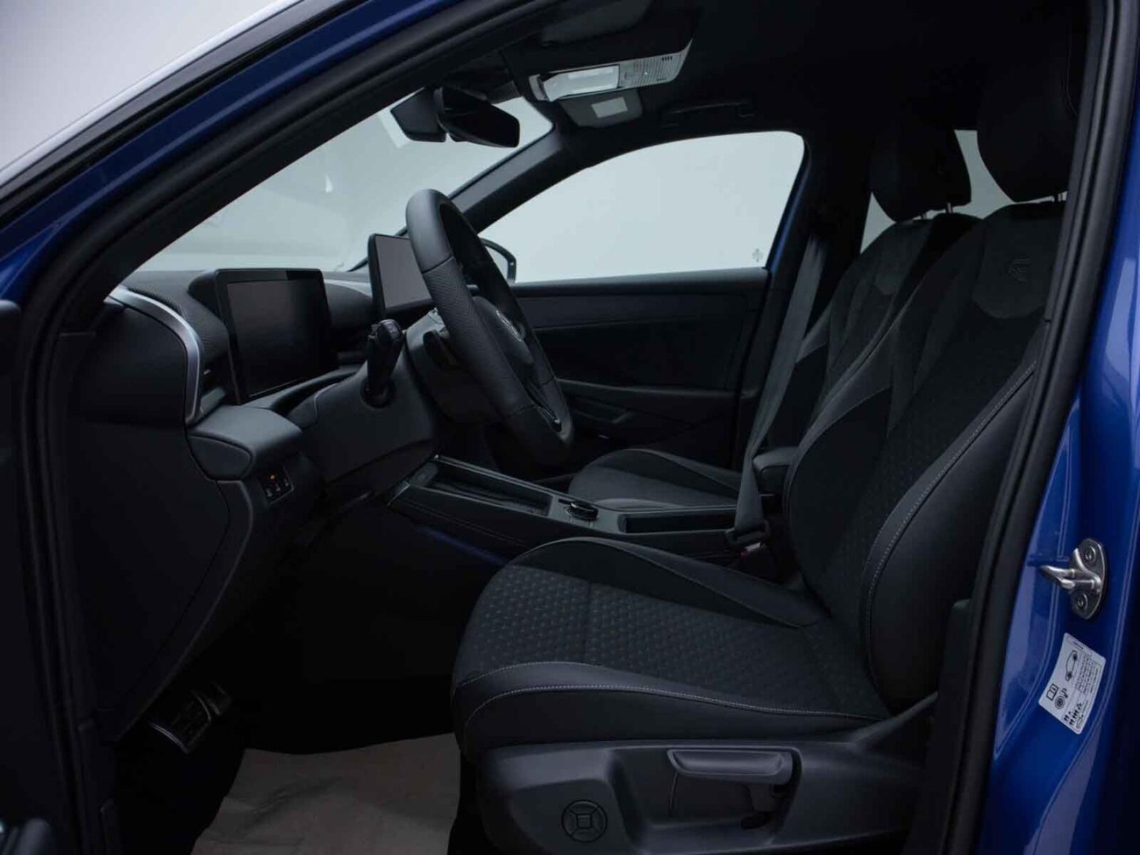 Volkswagen T-Roc – Bild 12