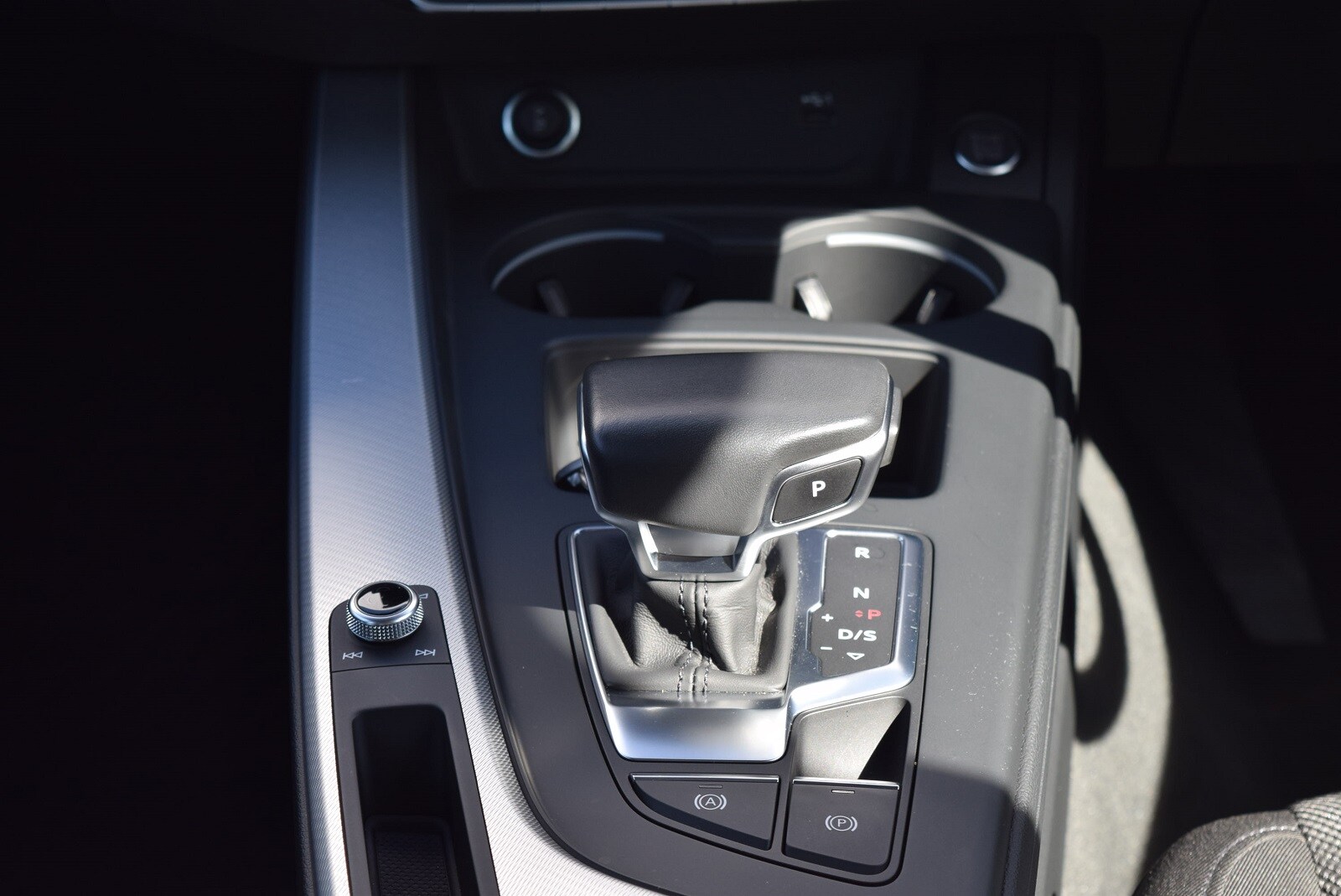 Image about Audi A4 Sedan 35 TDI advanced