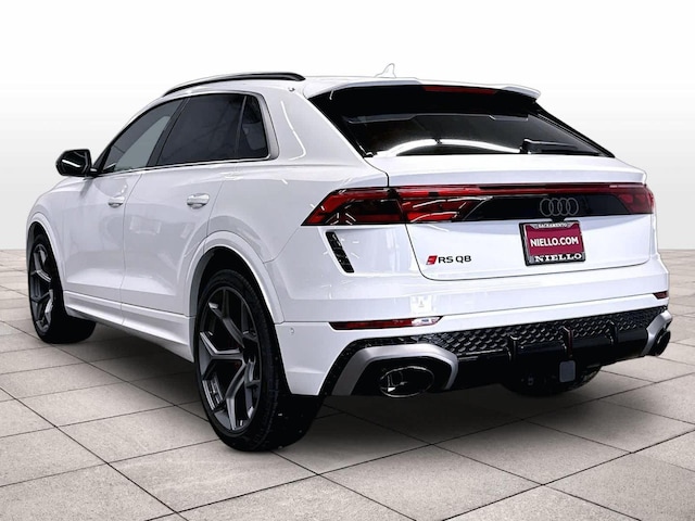 2026 Audi RS Q8 SUV performance