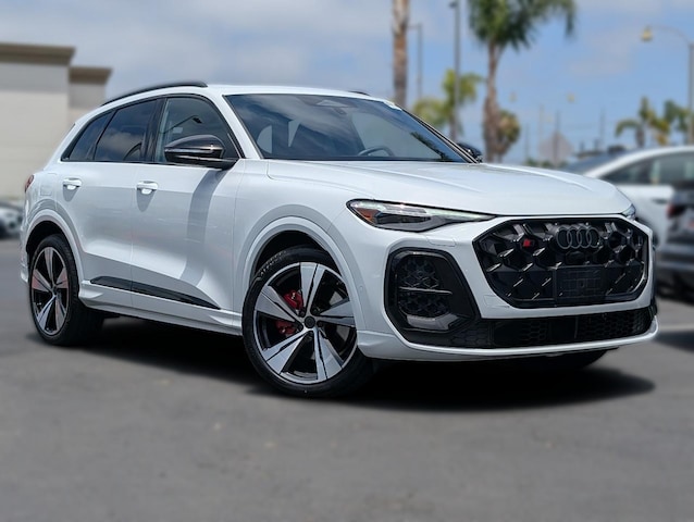 Photo of 2026 Audi SQ5