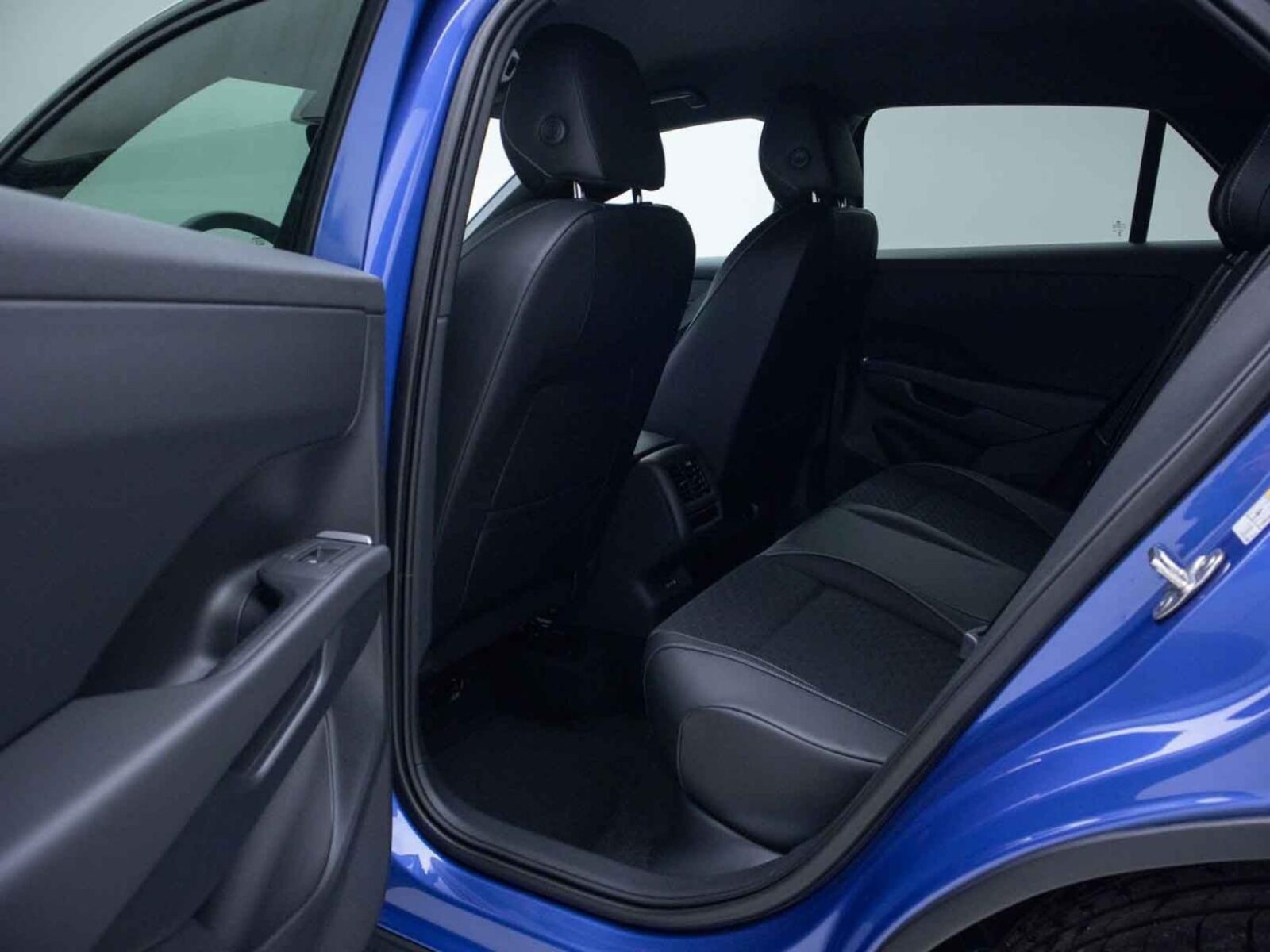 Volkswagen T-Roc – Bild 13