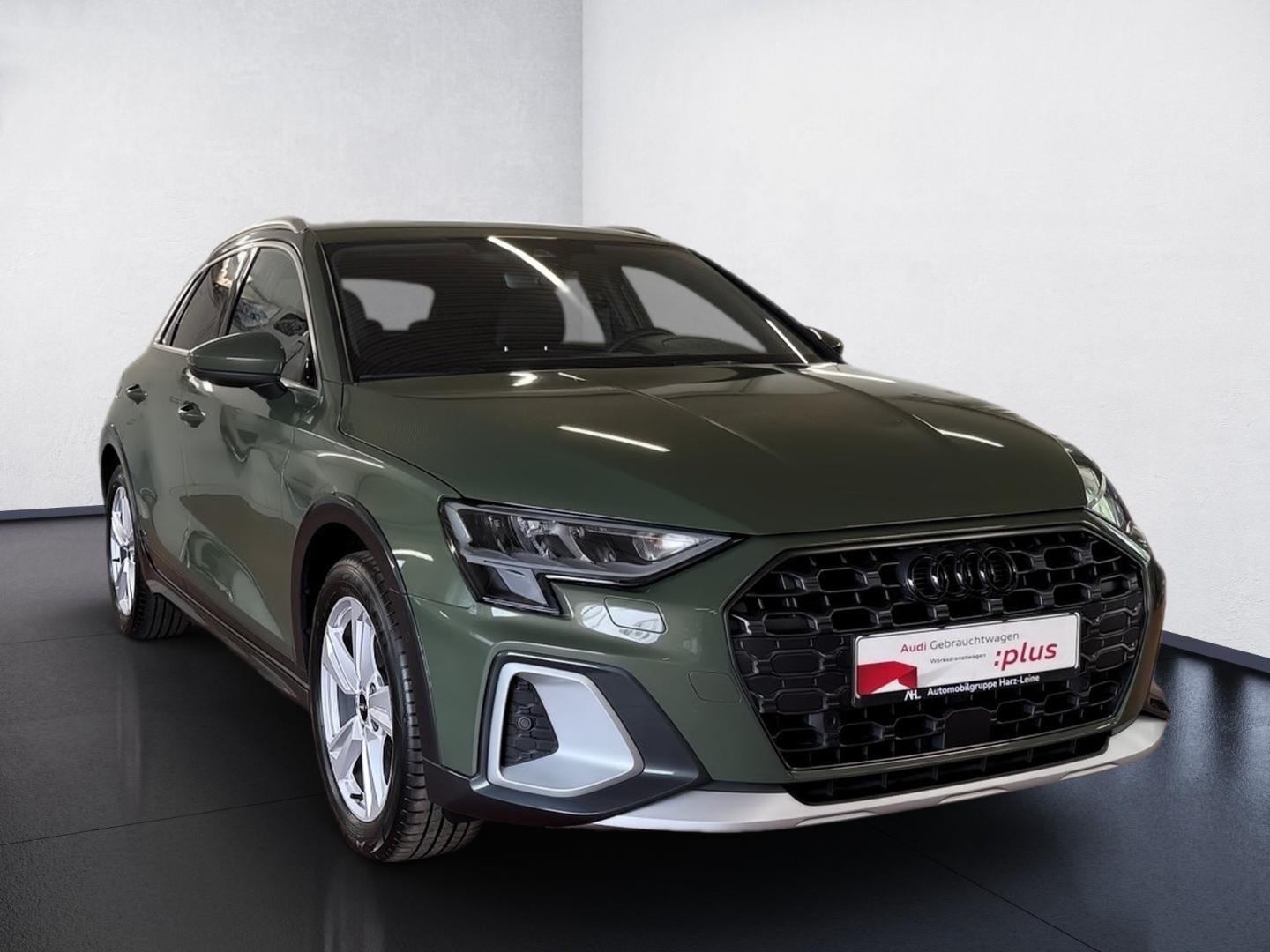 Bild über Audi A3 allstreet 35 TFSI S tronic - für weitere Informationen kontaktieren Sie den Audi Partner