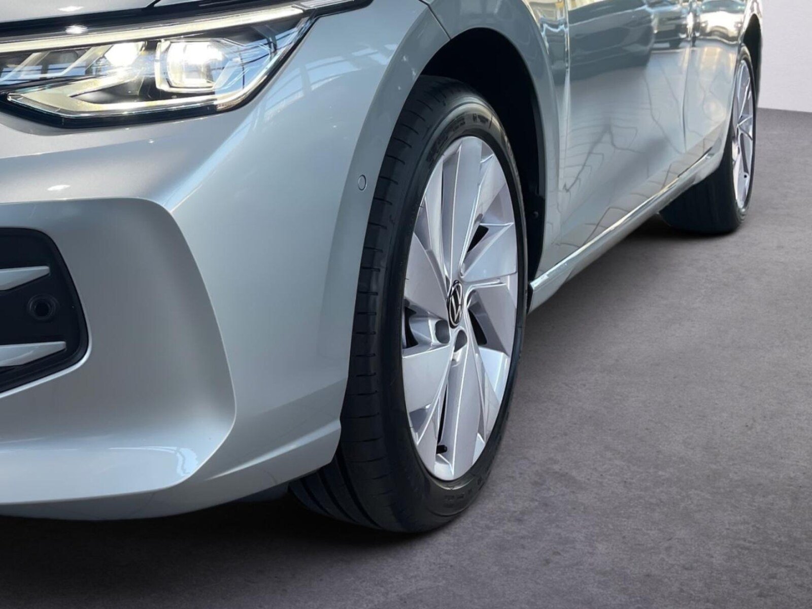 Volkswagen Golf Variant – Bild 6
