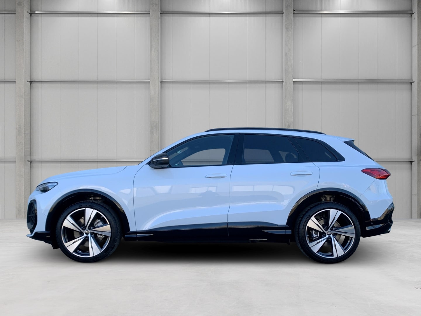 Bild über Audi Q5 SUV TDI quattro 150 kW S tronic - für weitere Informationen kontaktieren Sie den Audi Partner
