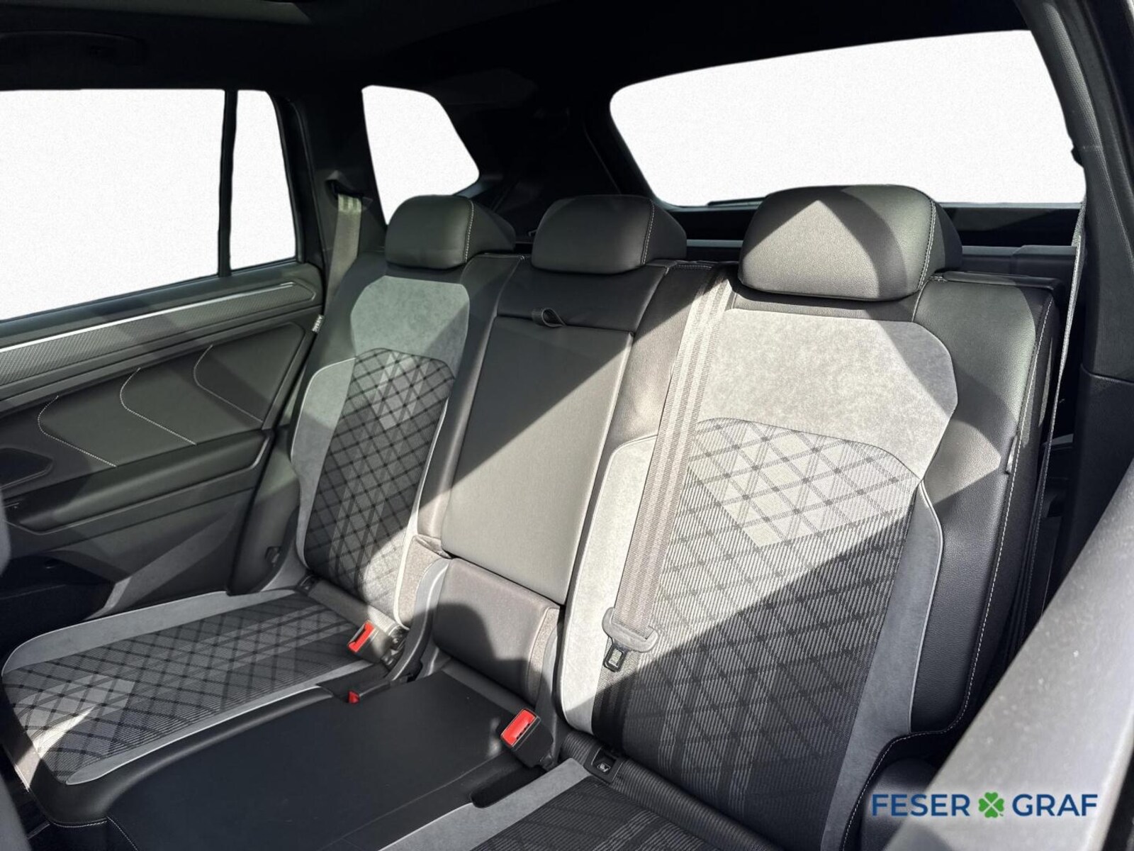 Volkswagen Tiguan Allspace – Bild 11
