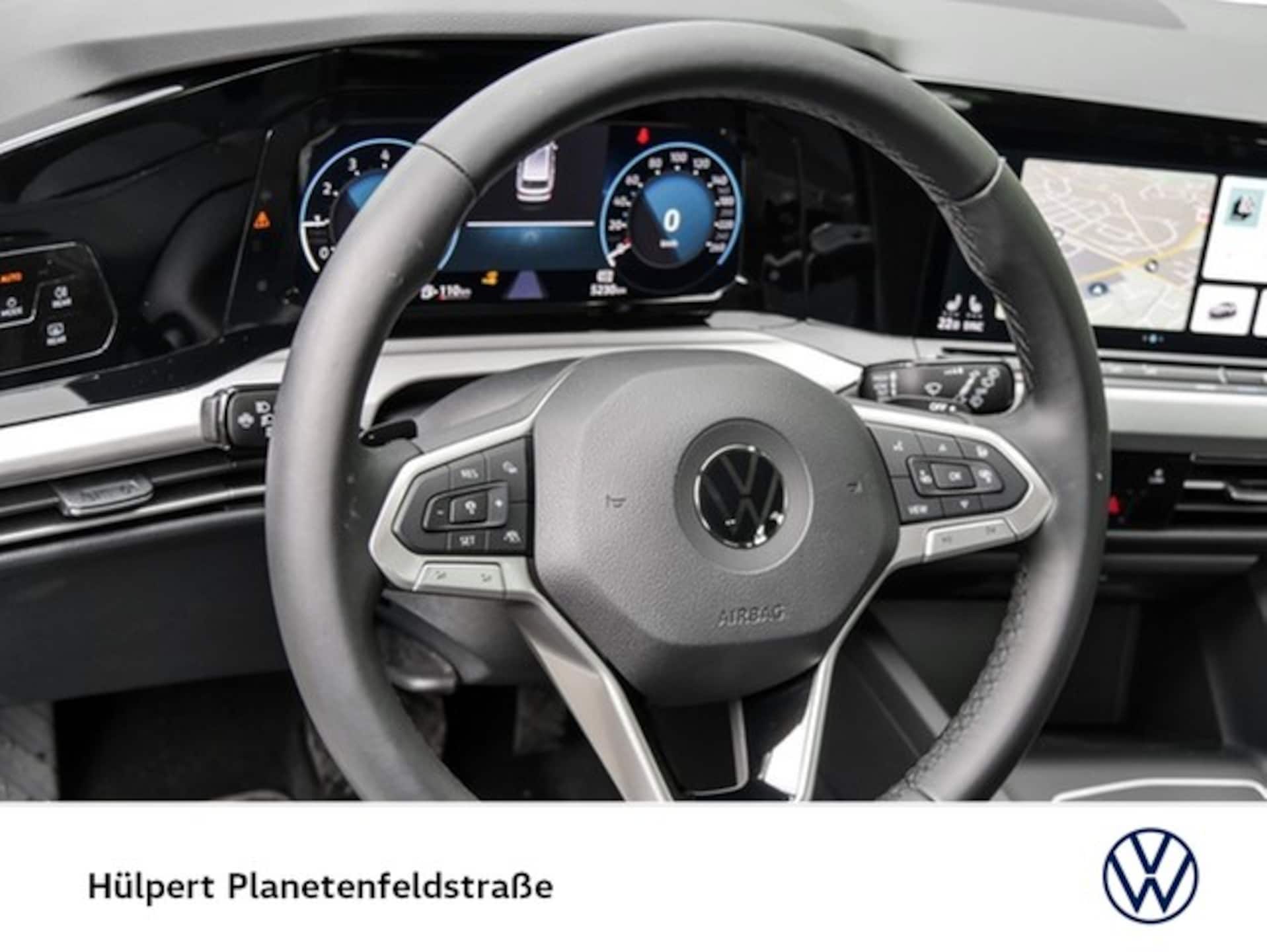 Volkswagen Golf Variant Life