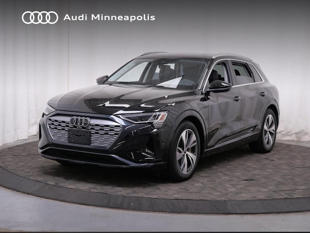 2024 Audi Q8 e-tron