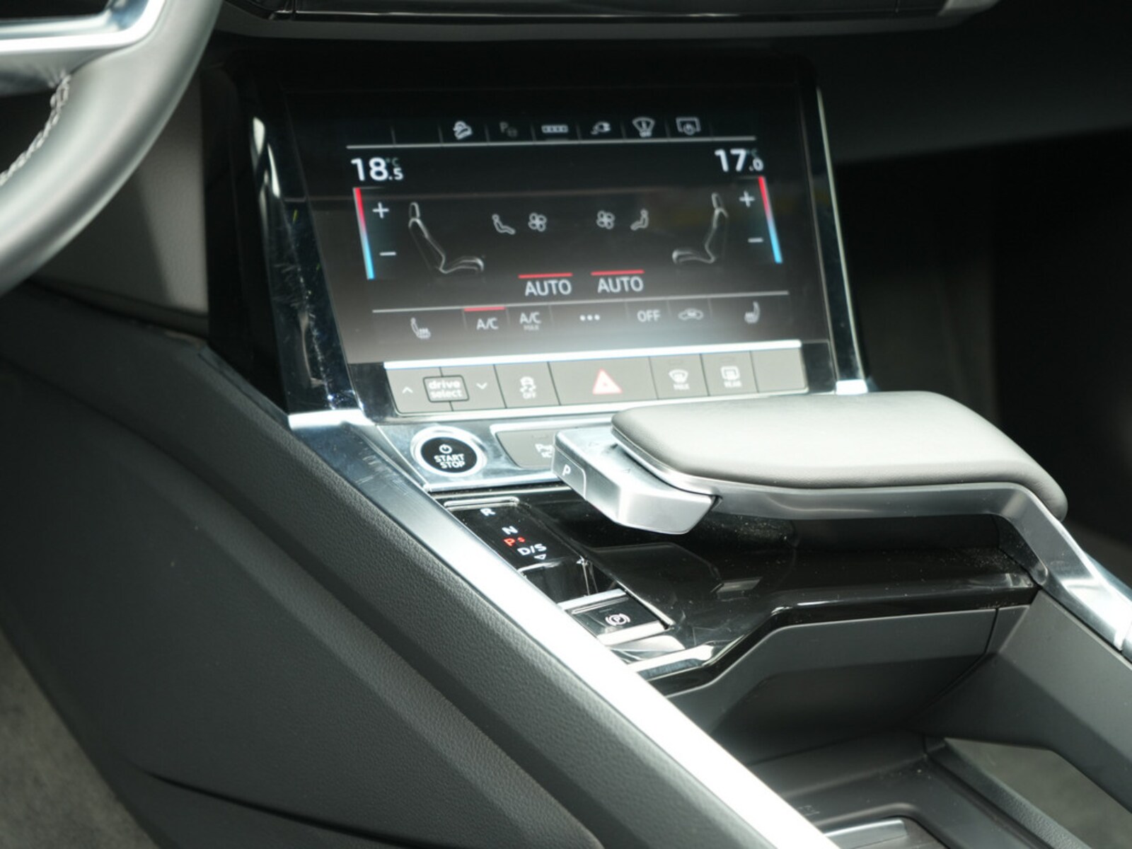 Audi Q8 e-tron – Bild 17