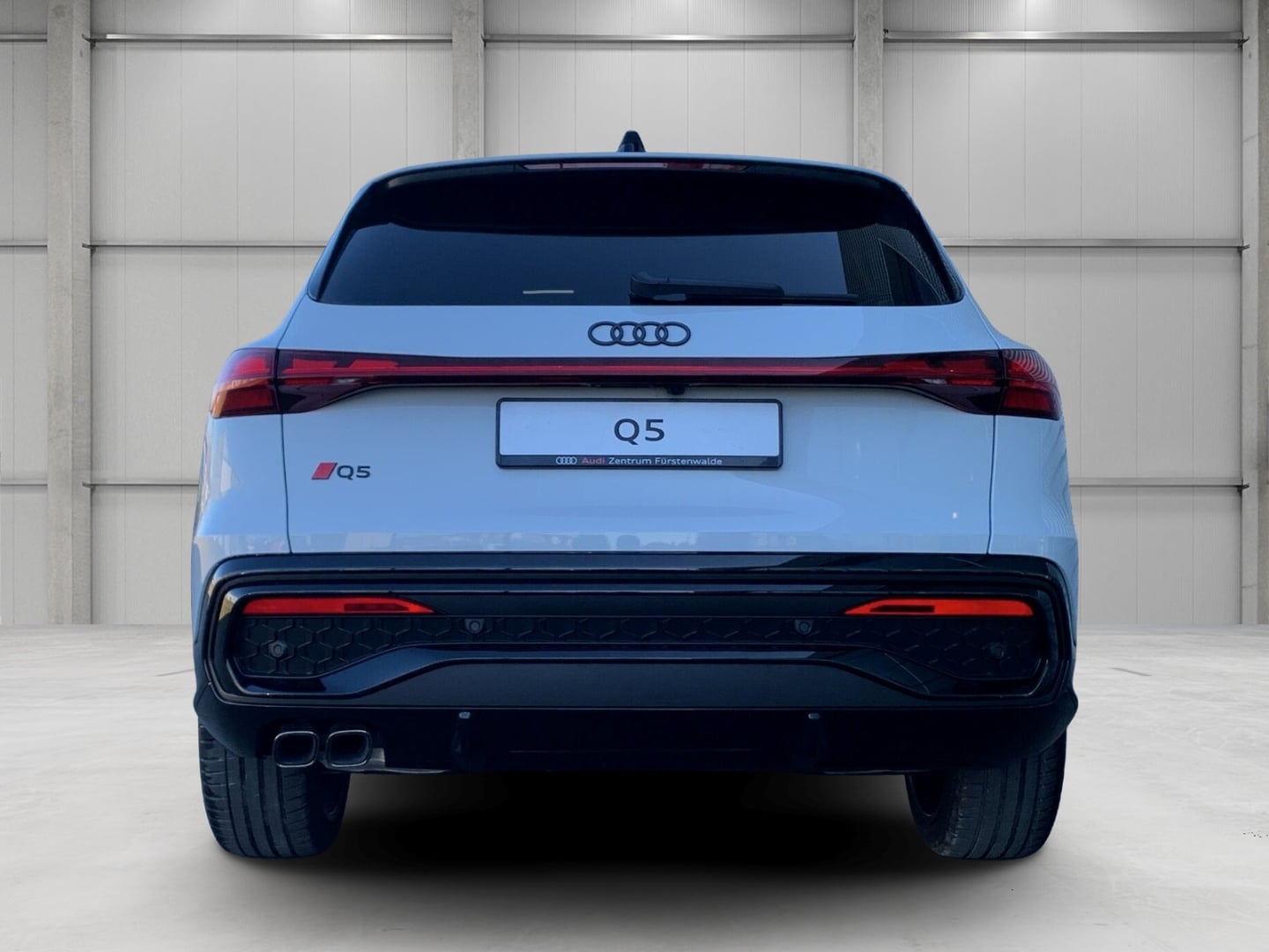 Bild über Audi Q5 SUV TDI quattro 150 kW S tronic - für weitere Informationen kontaktieren Sie den Audi Partner