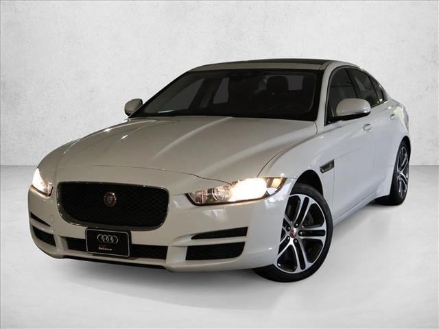 2017 Jaguar XE Premium